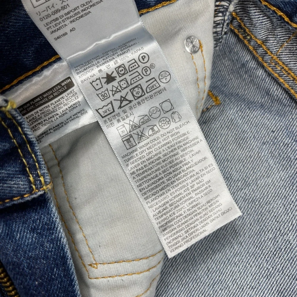Levis 505 Jeans Mens 40x30 Blue Straight Leg Regular Fit Medium Wash Denim